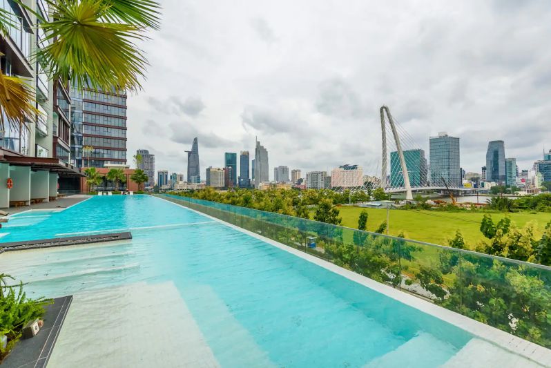 bán 2PN Metropole tòa Crest hồ bơi tràn batdongsanquan2.com.jpg